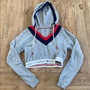 Tommy Hilfiger sweater